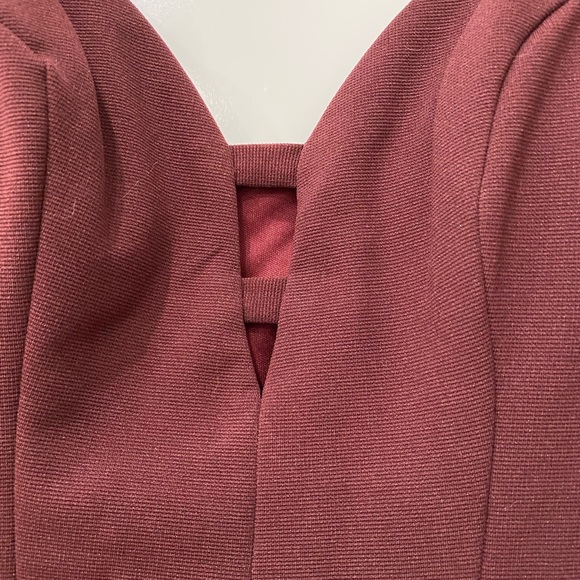 B Darlin maroon pencil dress - Picture 3 of 5